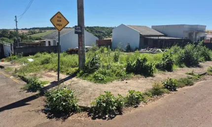 Terreno à venda na Avenida Cruzeiro do Sul, Integração, Passo Fundo
