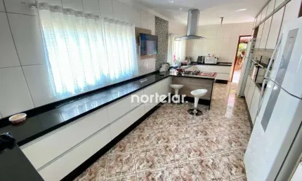 Sobrado com 3 dormitórios à venda, 150 m² por R$ 650.000,00 - Vila Pereira Barreto - São Paulo/SP