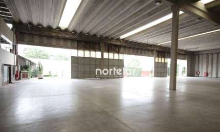 Galpão para Alugar 3.054m²  Pré Moldado no Parque Novo Mundo-SP.