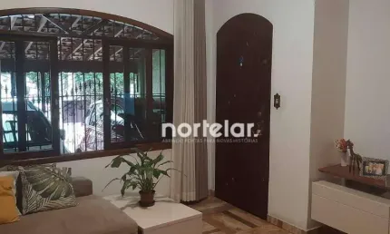Casa com 2 quartos à venda na Rua Japão, Parque das Nações, Santo André