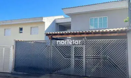 Casa com 3 quartos à venda na Rua Jacques Pilon, Vila Piauí, São Paulo