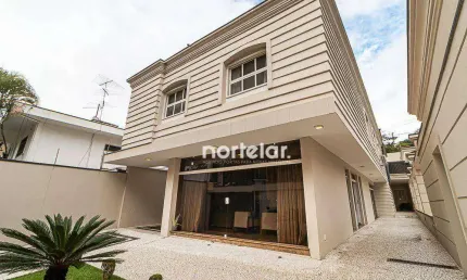 Propriedade de altíssimo padrão com 1182m2  com 3 suítes, (1 americana) academia completa, piscina e quadra de tênis profissional em Pinheiros.
