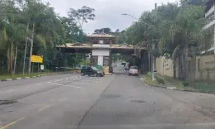 terreno a venda no condominio parque Ituaguaçu da Cantareira