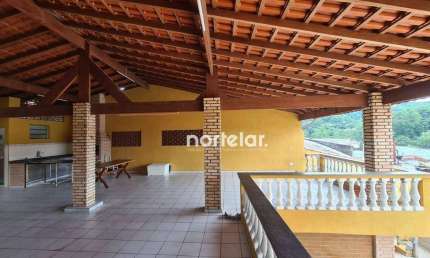 Casa com 2 quartos à venda, 150 m² por R$ 610.000 - Três Montanhas - Osasco/SP