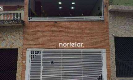 Lindo sobrado com uma localização privilegiada, na região do parque São Domingos   3 dormitórios | 3 suítes (uma sendo suíte master com banheira, clos