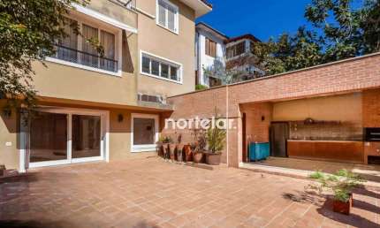 Casa com 4 quartos para alugar na Rua Bragança, Pacaembu, São Paulo