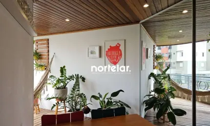 Apartamento bem localizado à venda na Vila Leopoldina