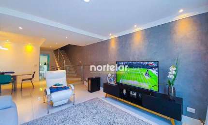 Excelente Casa de Condomínio Fechado de Alto Padrão