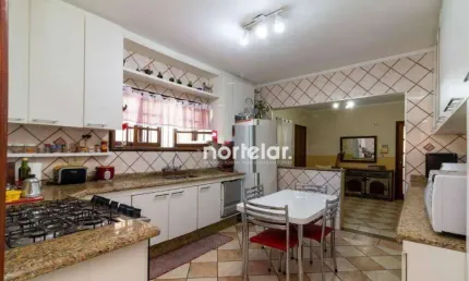Sobrado com 3 quartos à venda, 130 m² por R$ 850.000 - Jardim Pinheiros - São Paulo/SP..