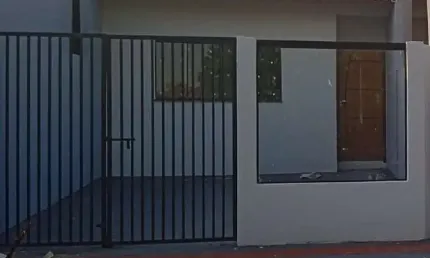 Casa com 2 dormitórios à venda, 70 m² por r$ 266.000,00 - leonor - londrina/pr
