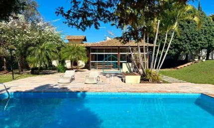 Casa com 3 dormitórios à venda, 120 m2 num terreno de 2500m2  por R$ 2.700.000 - Jardim Itatiaia - Londrina/PR