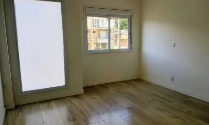 Casa com 3 quartos à venda na Rua Doutor Cláudio Walter Ferreira da Silva, 251, Guarujá, Porto Alegre