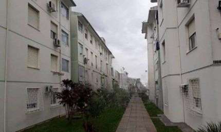 Apartamento com 2 dormitórios à venda, 48 m² por R$ 183.000,00 - Cristal - Porto