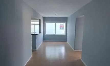 Lindo e amplo apartamento de 2 dormitorios em otima localização