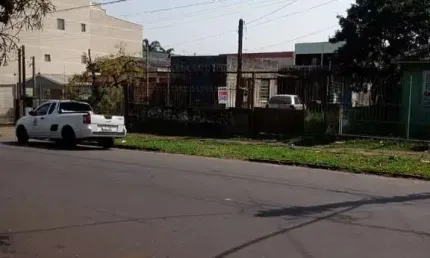 Terreno à venda na Rua Dona Zulmira, 40, Cavalhada, Porto Alegre