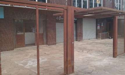 FELIX DA CUNHA LOJA DE RUA COM ESTACIONAMENTO PRIVATIVO