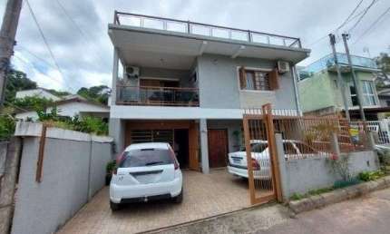 Casa com 4 quartos à venda na Estrada Aracaju, 1145, Vila Nova, Porto Alegre