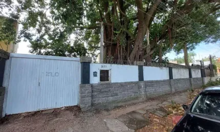 AV. GUARUJA TERRENÃO COM  579,50 M2 PRÓPRIO PARA CONDOMINIO