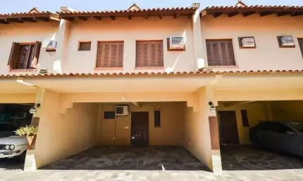 BARBADÃO LINDA E AMPLA RESID. EM CONDOMINIO NO CORAÇÃO DO BAIRRO IPANEMA
