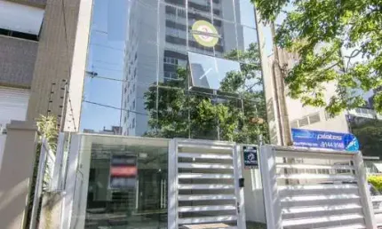 Casa comercial à venda na Avenida Alegrete, 422, Petrópolis, Porto Alegre