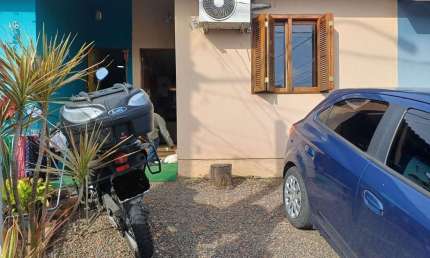 Casa com 1 quarto à venda na Rua Jacundá, 686, Guarujá, Porto Alegre