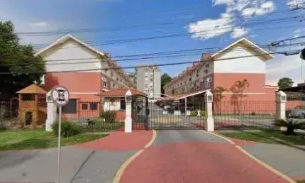 LINDA CASA NO BAIRRO CRISTAL EM CONDOMÍNIO COM PUCAS UNIDADES!