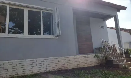 LINDA CASA TOTALMENTE TERREA JUNTO AO ZAFFARI CAVALHADA