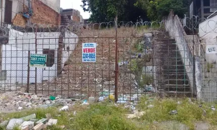 Terreno à venda na Avenida Vicente Monteggia, 564, Cavalhada, Porto Alegre