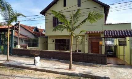 Casa à venda, 360 m² por R$ 650.000,00 - Medianeira - Porto Alegre/RS