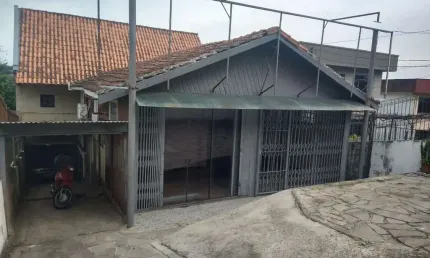 Casa com 5 quartos à venda na Avenida Vicente Monteggia, 1535, Cavalhada, Porto Alegre