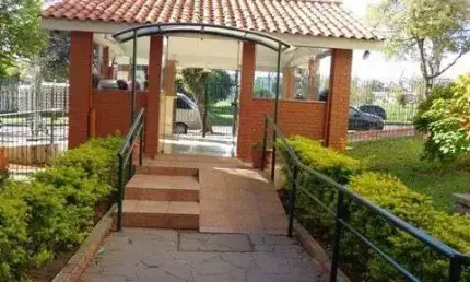 Apartamento com 2 dormitórios à venda, 52 m² por R$ 160.000,00 - Vila Nova - Por