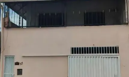 Casa com 3 quartos à venda na Rua Ipiranga, 57, Laranjeiras, Betim por R$ 250.000