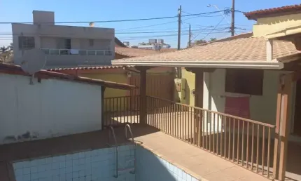Casa com 3 quartos à venda na Rua Galdino Monteiro Silva, 158, Olinda, Contagem por R$ 357.000