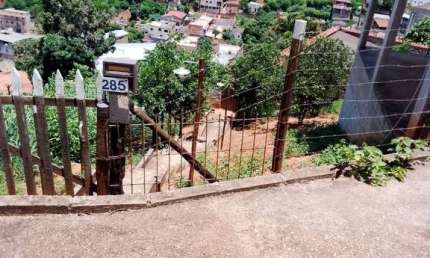 Casa em condomínio fechado com 2 quartos à venda na Fernando Tropical, 285, São Cristóvão, Teófilo Otoni por R$ 220.000