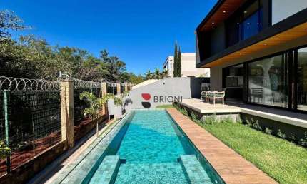 Sobrado alto padrão com 347m², 4 quartos/suítes, à venda no condomínio Alphaville em Ribeirão Preto I Imobiliária Brioni Imóveis