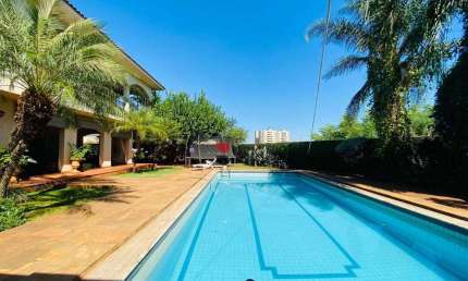 Casa comercial ou residencial para locação no Jardim Sumaré, em Ribeirão Preto/SP I Imobiliária em Ribeirão Preto I Brioni imóveis