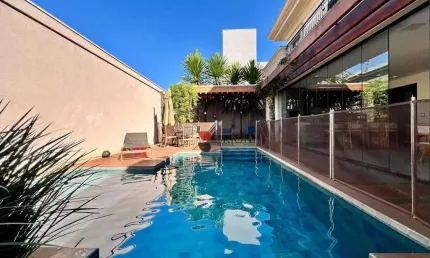 Casa sobrado de alto padrão à venda no condomínio colina do golfe, em ribeirão preto/sp i imobiliária em ribeirão preto i brioni imóveis