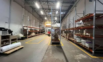 Galpão comercial com 326m², já locado com bom rendimento  I Imobiliária em Ribeirão Preto/SP I Brioni imóveis