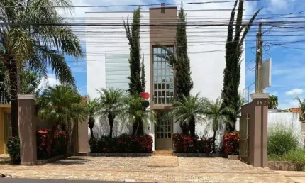 Prédio à venda, 320 m², Jardim Califórnia, em Ribeirão Preto/SP I Imobiliária Brioni imóveis