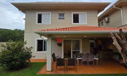 Casa Sobrado Alto Padrão no Condomínio Laranjeiras, à venda, em Ribeirão Preto - Imobiliária em Ribeirão Preto - Brioni imóveis.