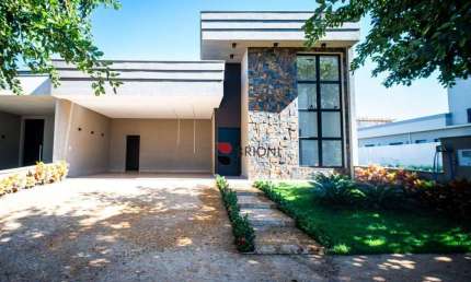 Casa térrea alto padrão com 172m², 3 quartos/suítes à venda no Condomínio Vivendas da Mata em Ribeirão Preto/SP I Imobiliária Brioni imóveis