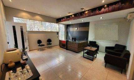 Casa comercial, com 285 m², no Jardim Sumaré em Ribeirão Preto/SP I Imobiliária Brioni imóvei