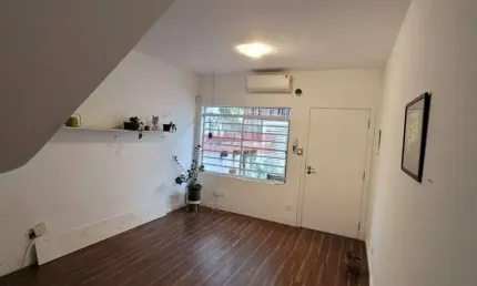 Otimo sobrado, 2 dorm 1 vaga, edicula, 2 min da estacão Borba gato