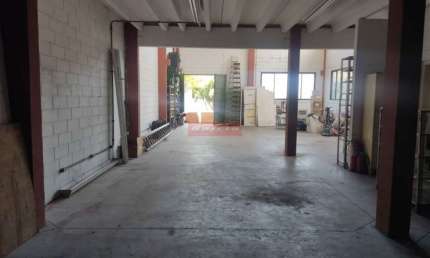 GALPÃO NO CAMPO GRANDE AO LADO DA AV N SRA SABARÁ E AV INTERLAGOS, COM 275 M DE ÁREA  ÚTIL