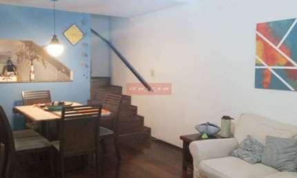 Sobrado na Chácara Santo Antônio, 117 m2, 2 dormitórios, 2 salas, 2 banheiros, 1 vaga.