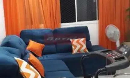 Apartamento todo reformado, com excelente localização