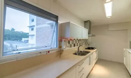 APARTAMENTO NA GRANJA JULIETA COM 243 M², 3 DORMITÓRIOS, 3 SUÍTES e 4 VAGAS DE GARAGEM