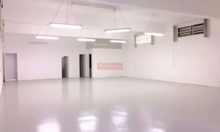 Prédio para alugar na Vila São Francisco (Zona Sul), São Paulo 