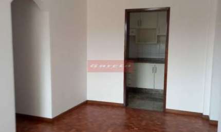 Vende-se . imediações de  Interlagos, apto.  65m² 3 dorms 2 banheiros 1 vaga