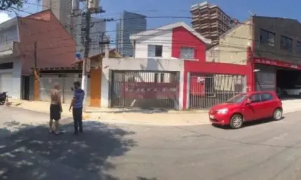 Casa assobradada para venda com 3 quartos com 218m²